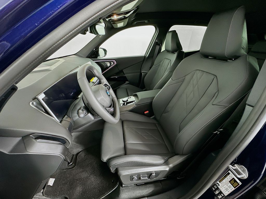 Thumbnail: 2026 BMW X3 - 16