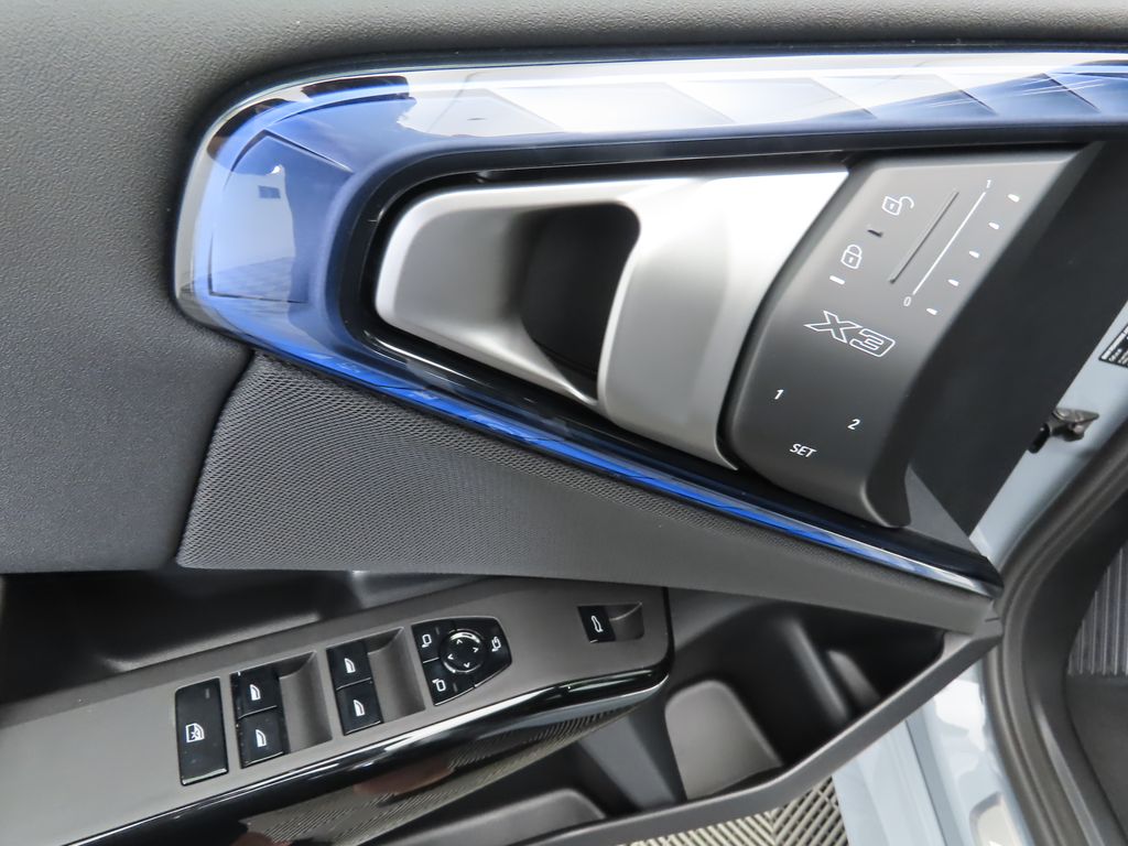 Thumbnail: 2026 BMW X3 - 23