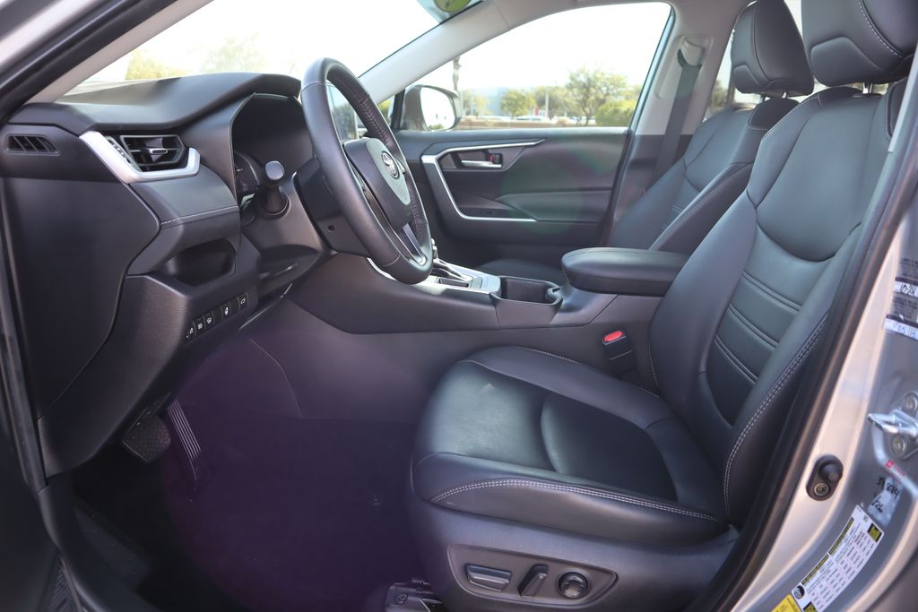 Thumbnail: 2024 Toyota RAV4 - 18