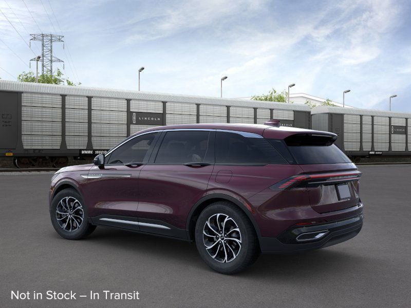 Thumbnail: 2025 Lincoln Nautilus - 4