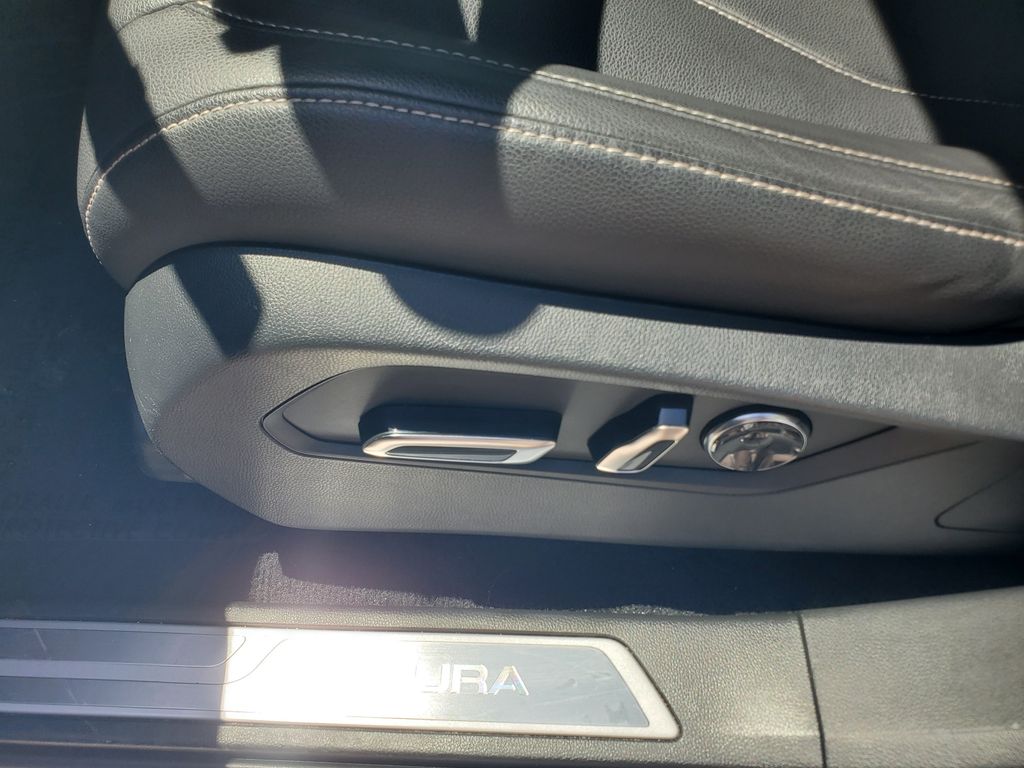 2025 Acura RDX - $37,988