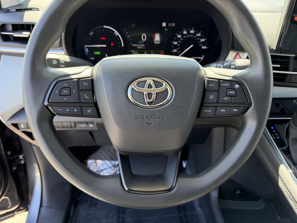 Used 2025 Toyota Sienna Van