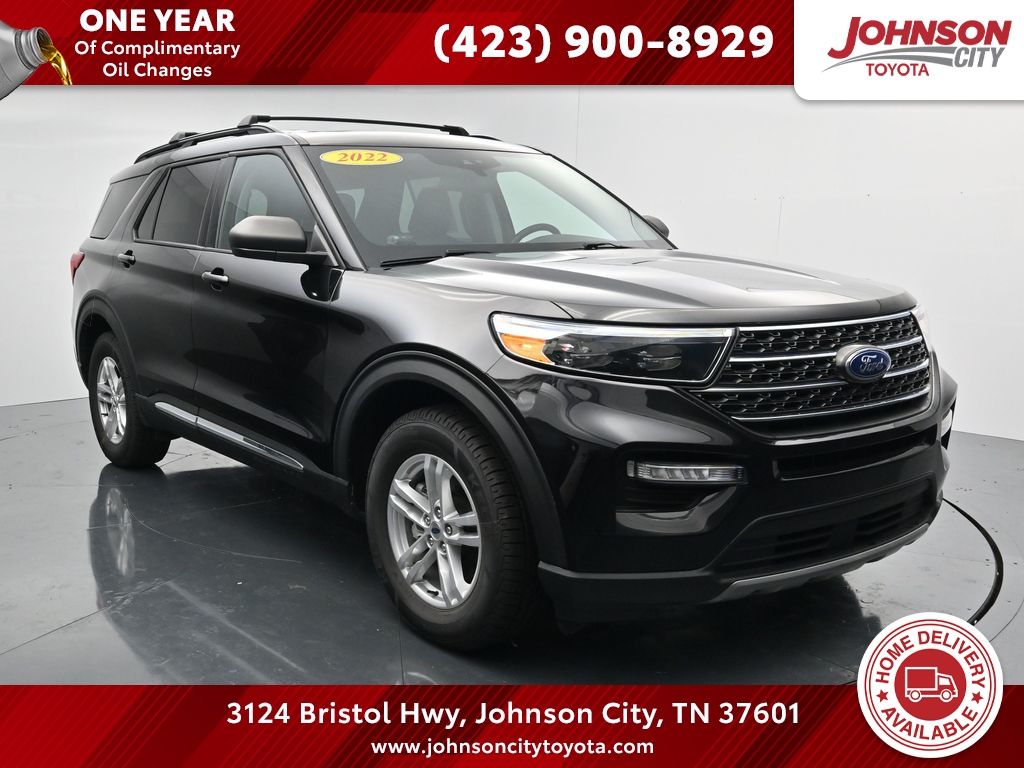  2022 Ford Explorer XLT AWD   
