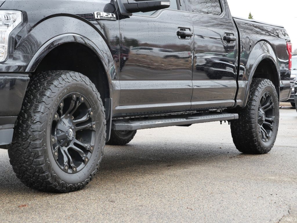 View vehicle photo 5