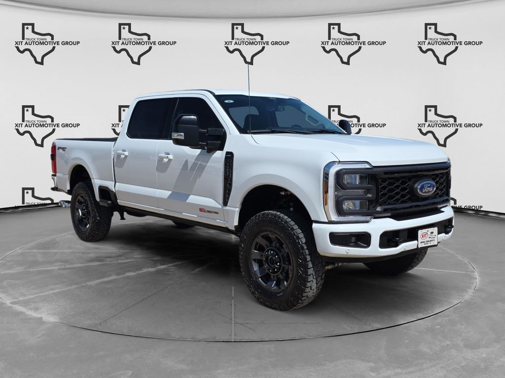  2024 Ford F-250 Super Duty Lariat Crew Cab 4WD   