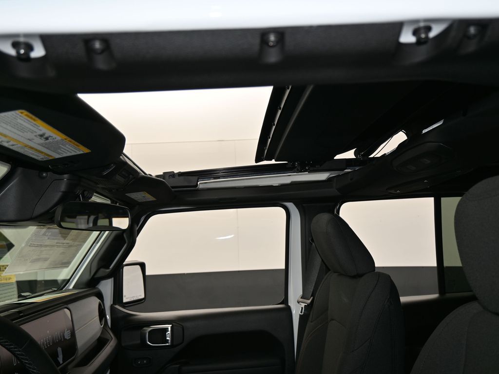 New 2026 Bright White Clearcoat Jeep Sport S image 11