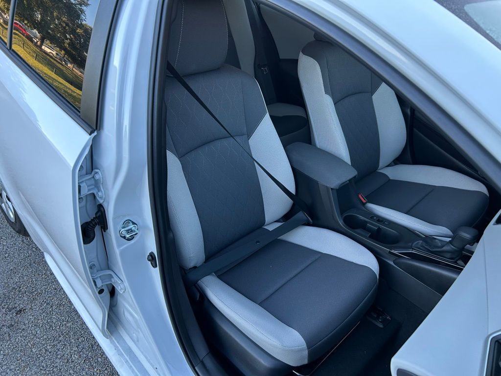 Thumbnail: 2025 Toyota Corolla - 13