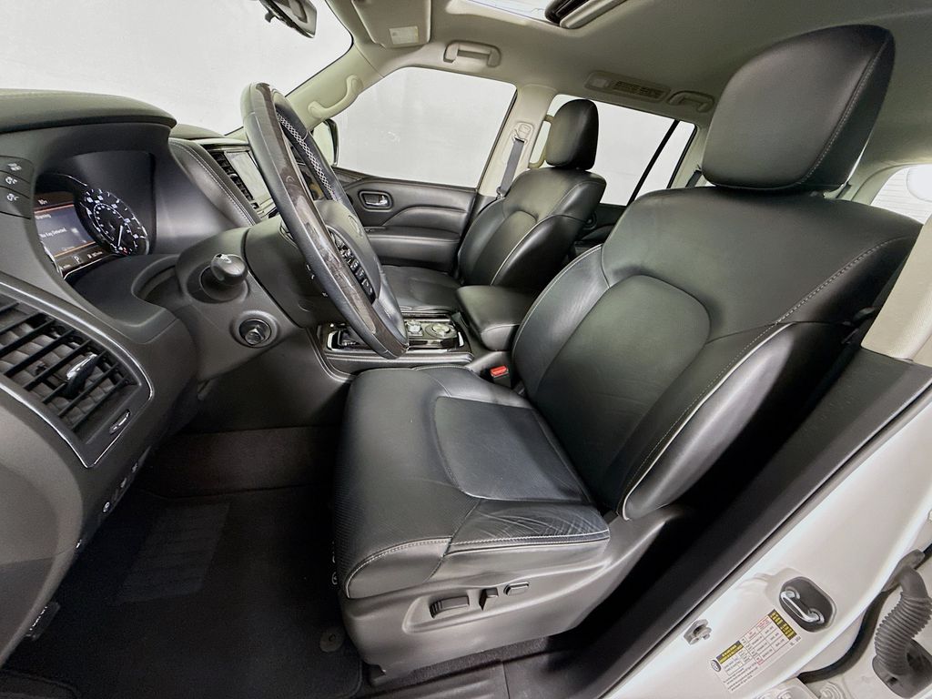 Thumbnail: 2021 INFINITI QX80 - 21