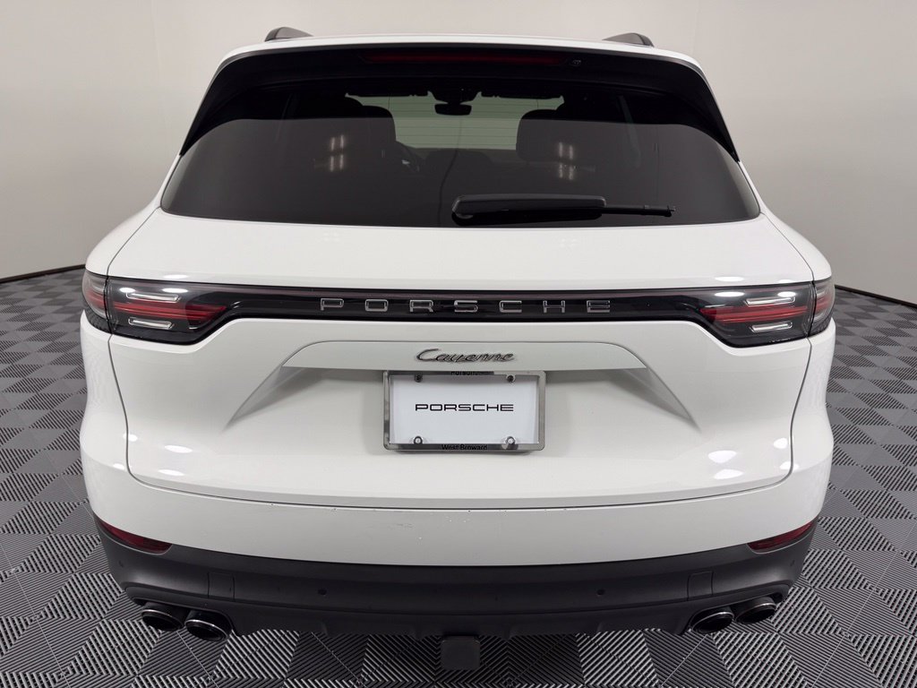 Thumbnail: 2023 Porsche Cayenne - 13