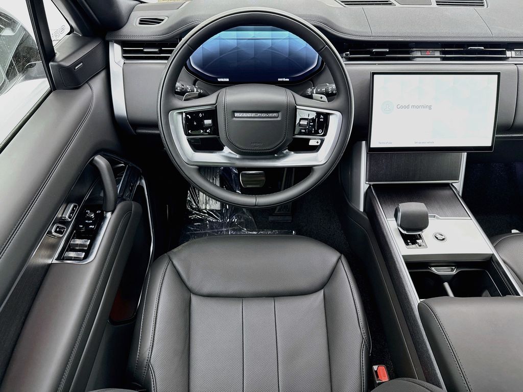 Thumbnail: 2026 Land Rover Range Rover - 10