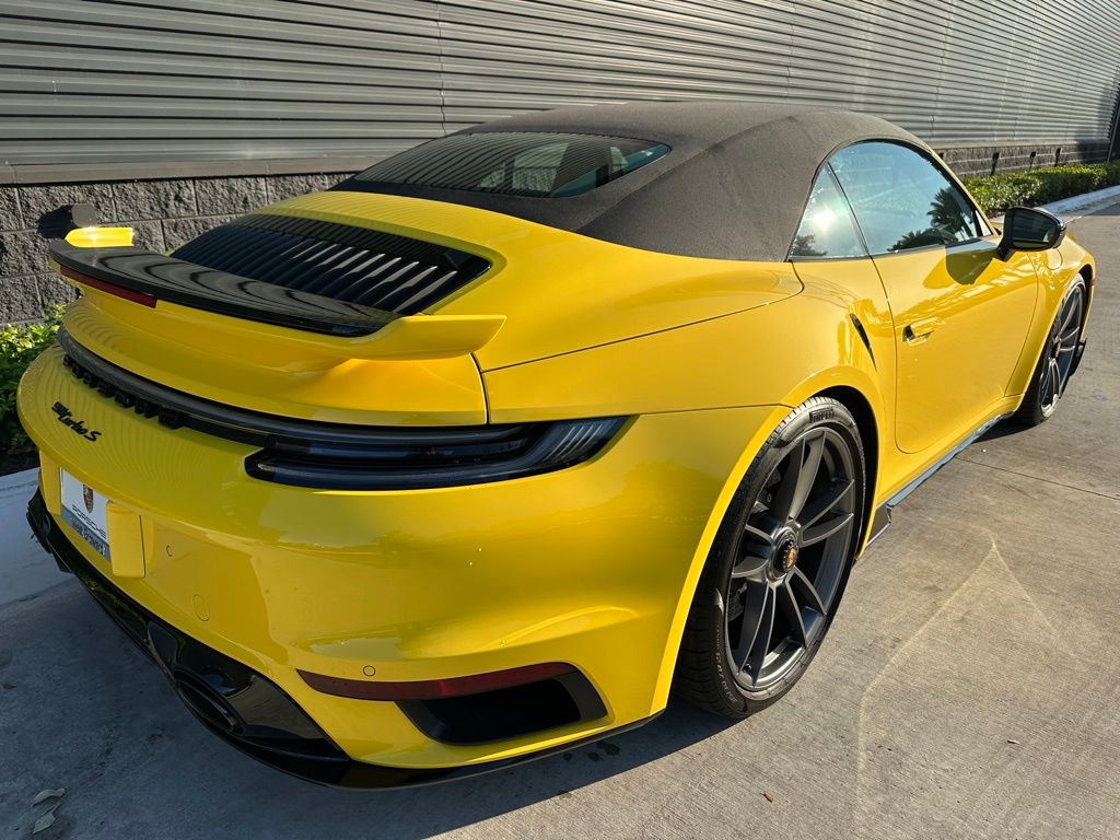 2023 Porsche 911 Turbo S 9