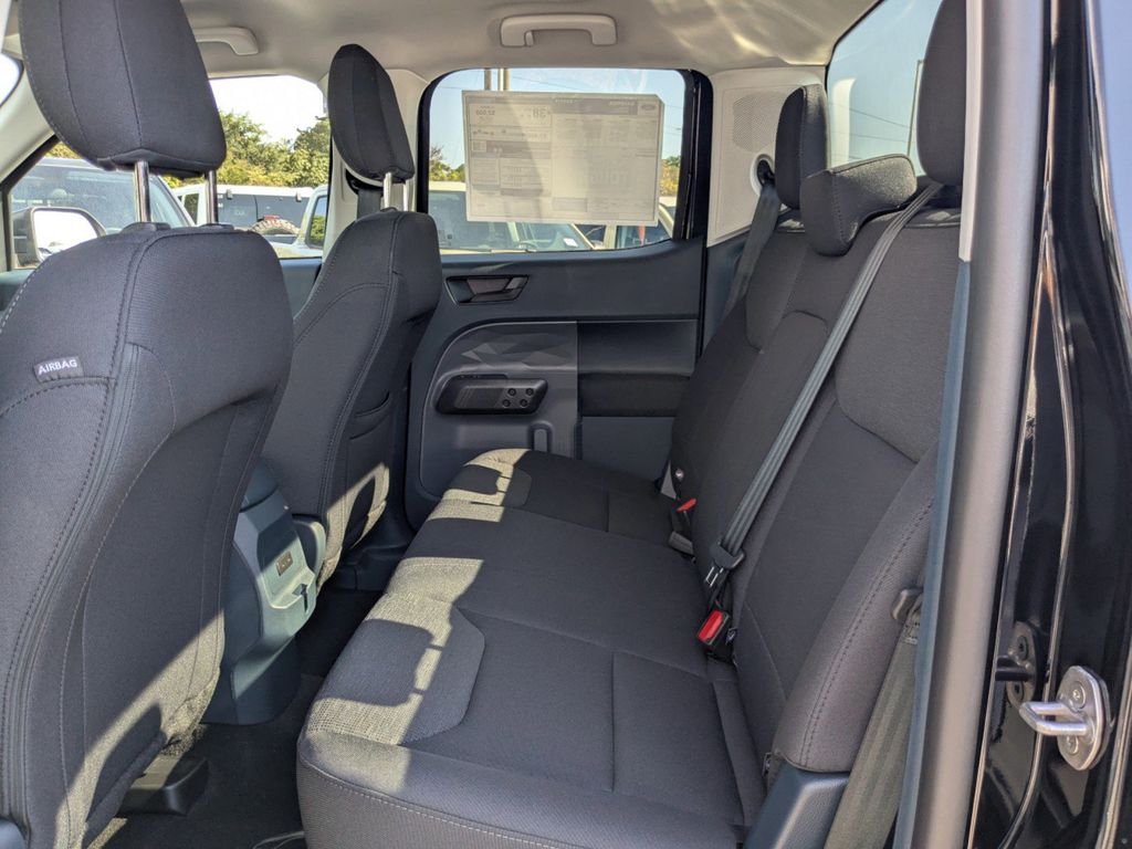 2025 Ford Maverick XL