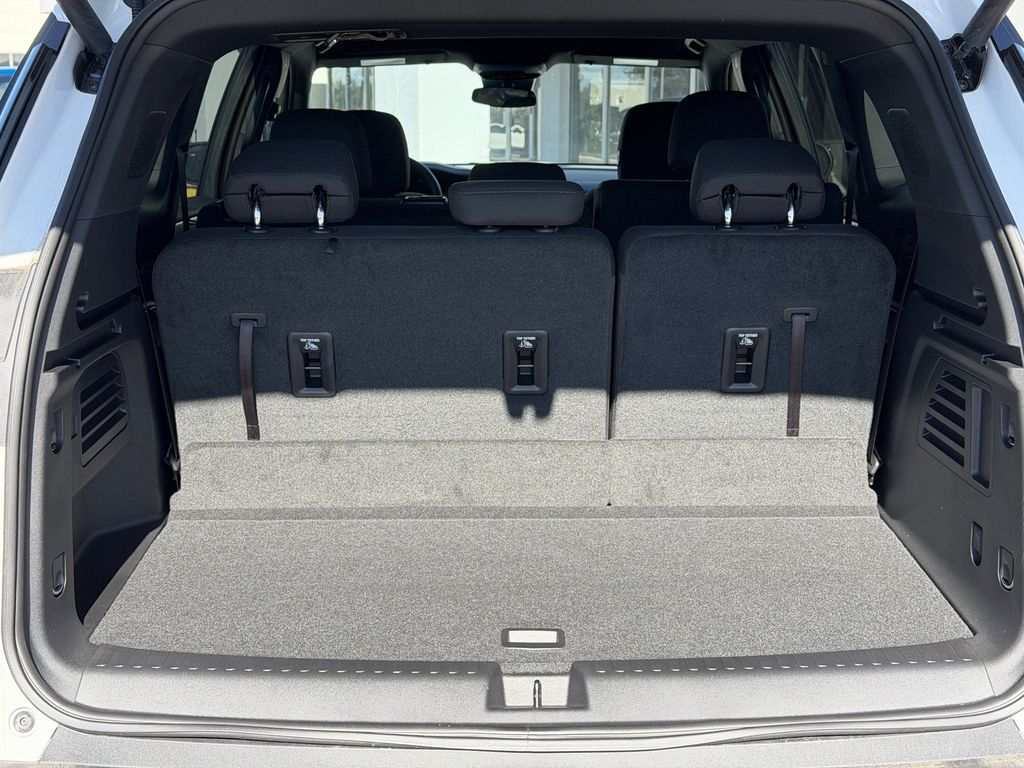 new 2025 GMC Acadia car, priced at $42,219