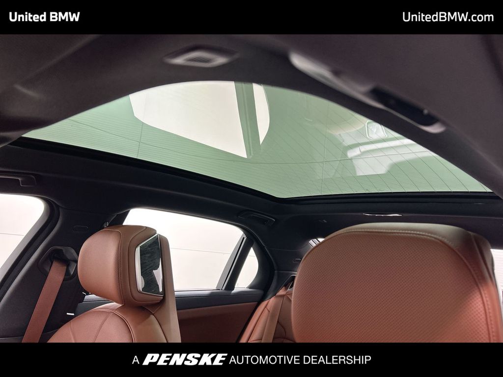 Thumbnail: 2026 BMW 7 Series - 20