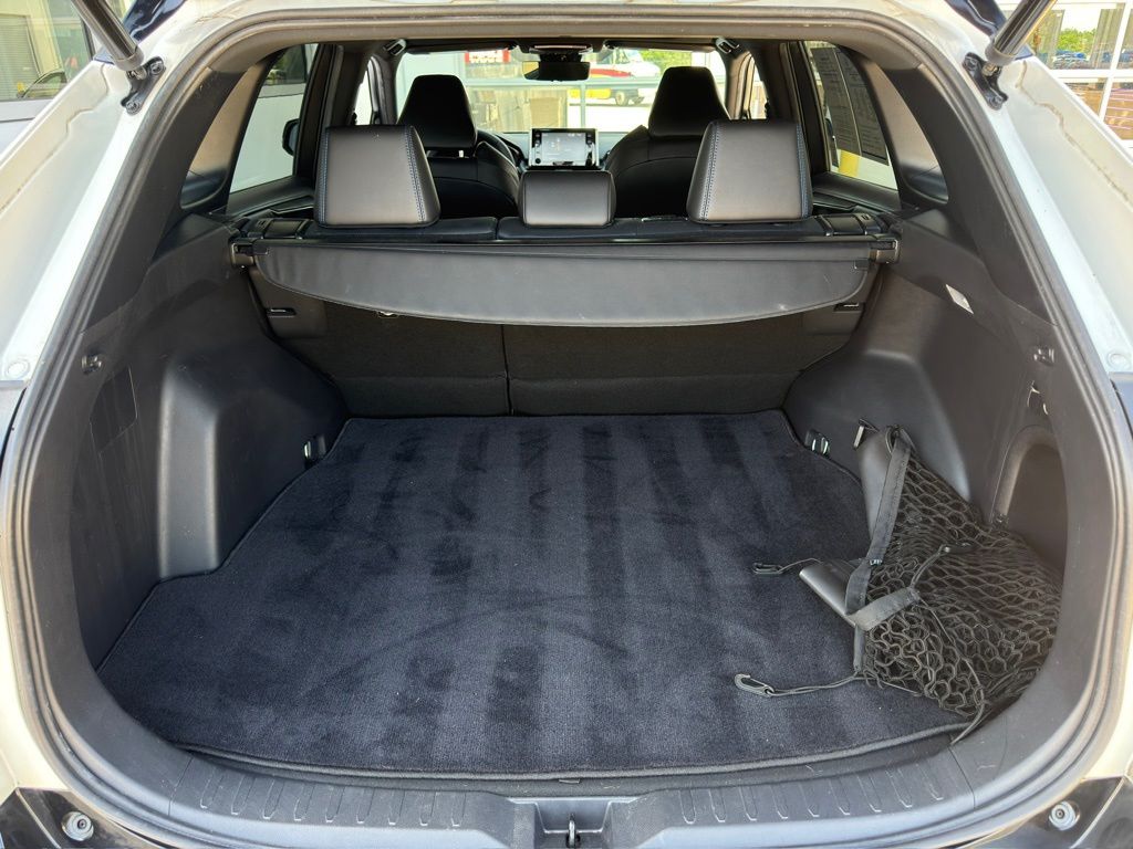 2021 Toyota RAV4 Hybrid XSE White at EAG Ford Navasota