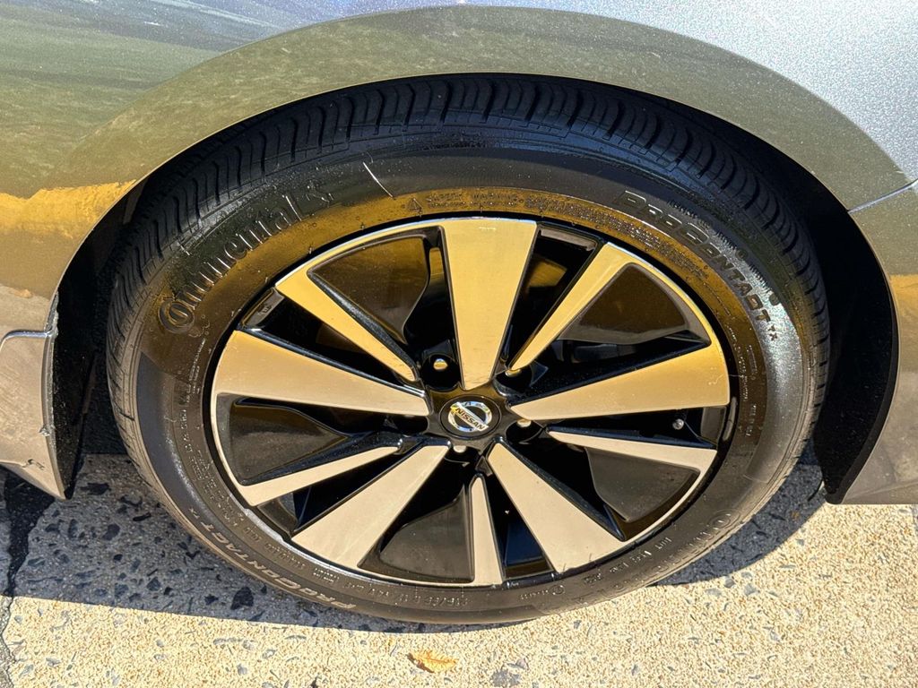 Thumbnail: 2022 Nissan Altima - 16