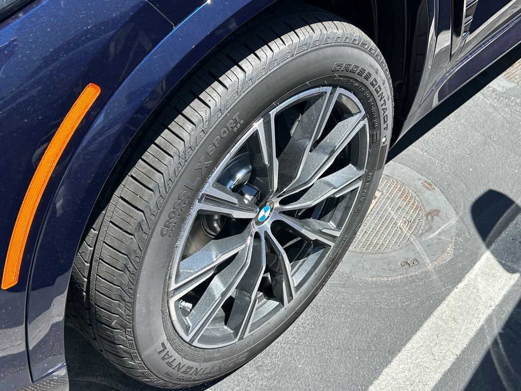 2026 BMW X5 xDrive50e 3