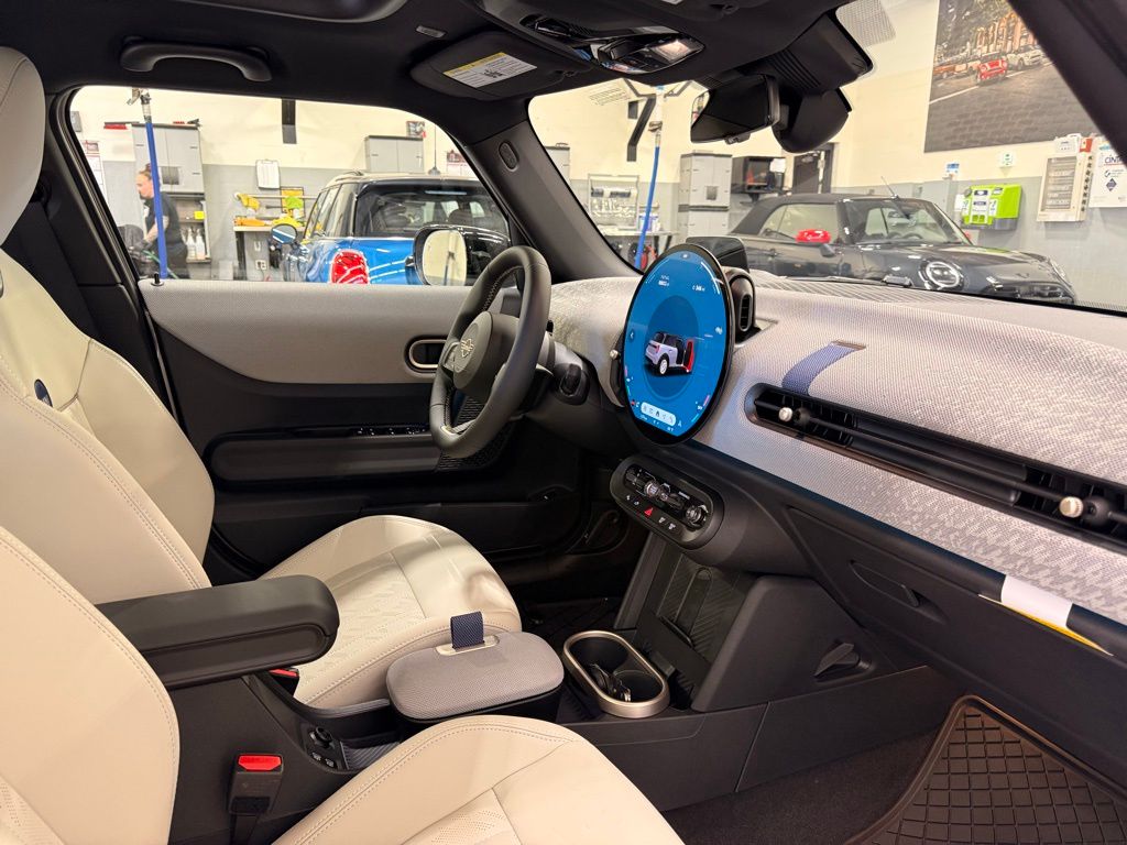 Thumbnail: 2025 MINI Cooper Hardtop - 28