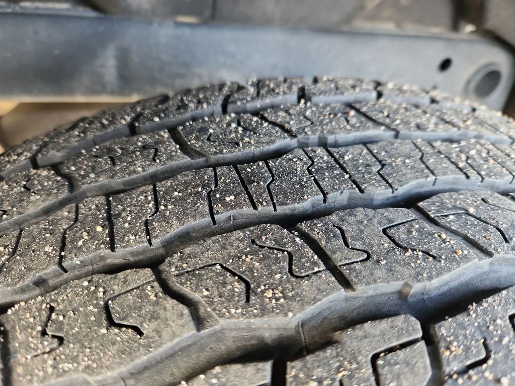 used 2023 GMC Canyon car, priced at $45,375