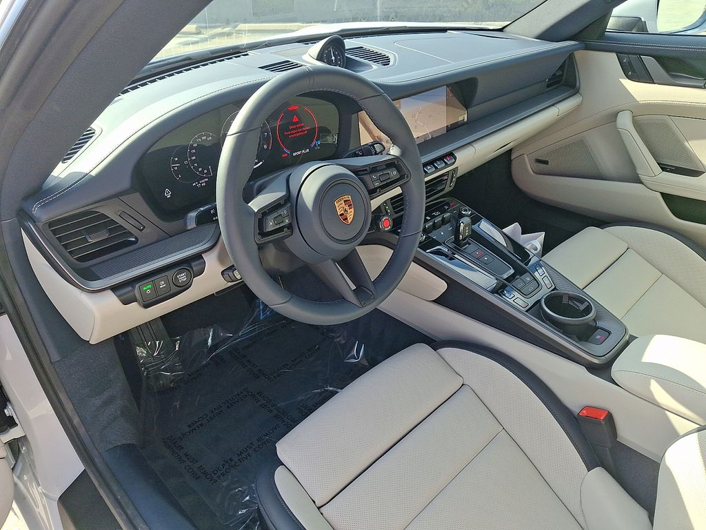 Thumbnail: 2026 Porsche 911 - 4