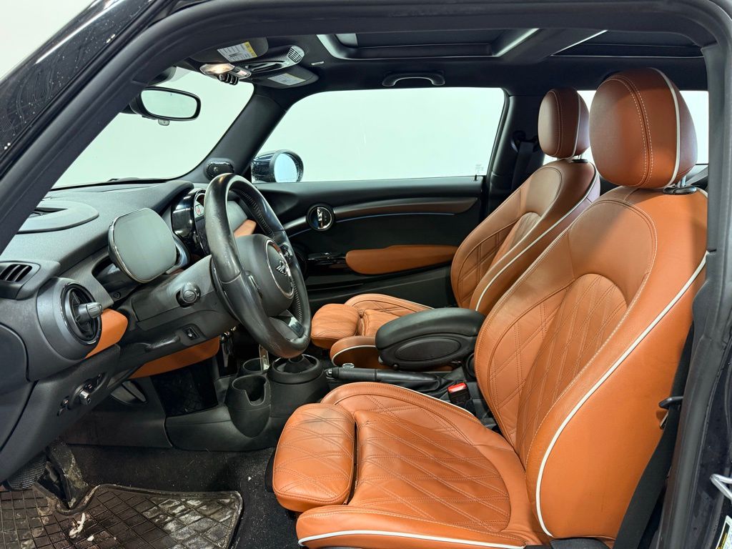 Thumbnail: 2023 MINI Cooper - 10