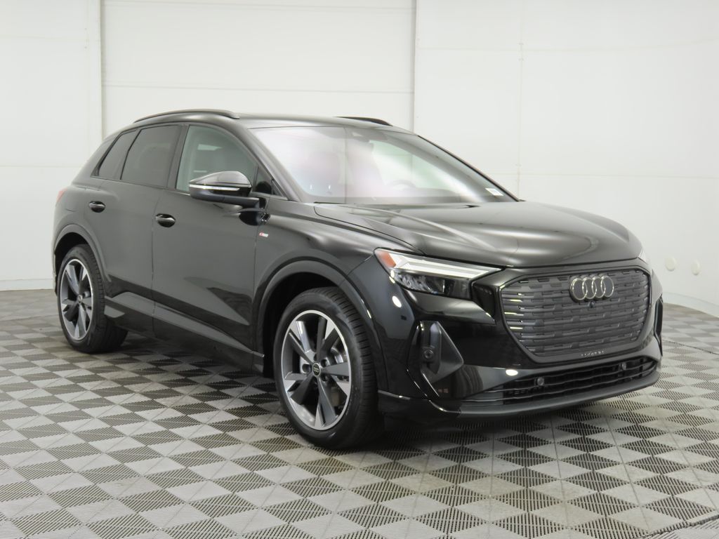 2025 Audi Q4 e-tron  3