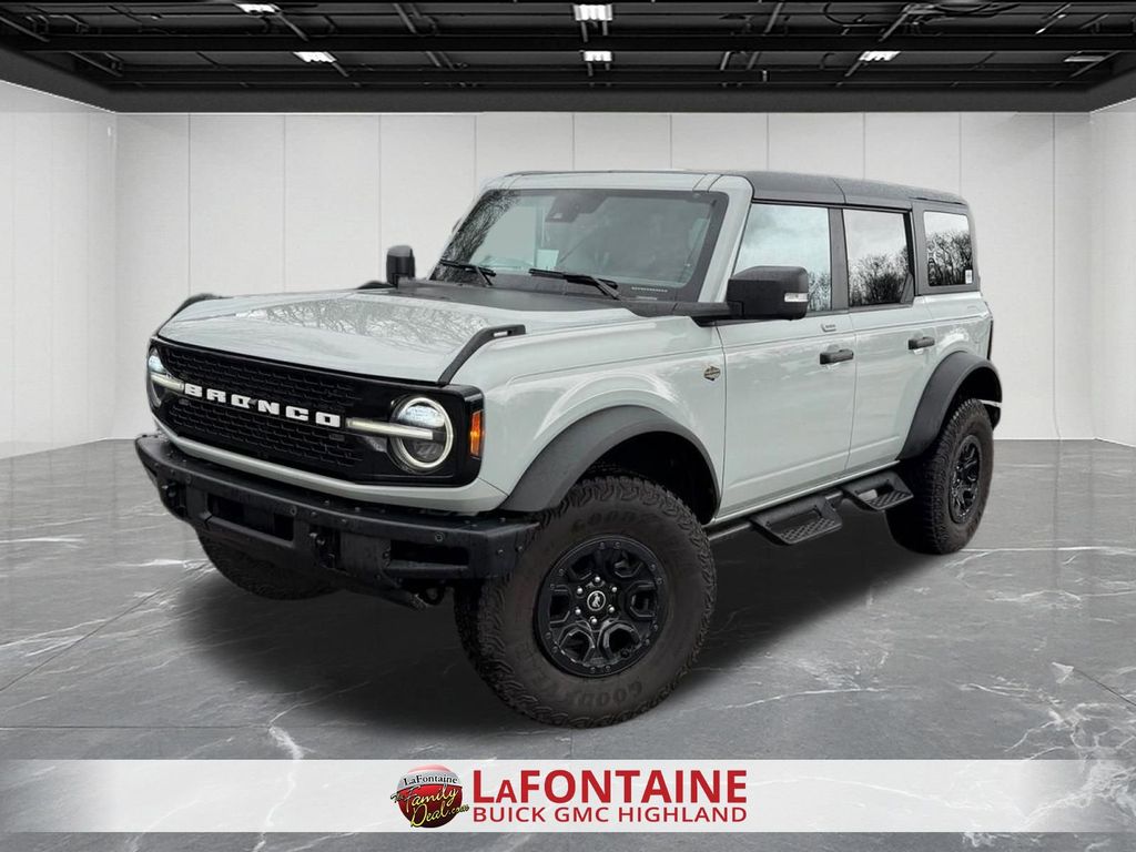 Cactus Gray 2023 Ford Bronco Wildtrak Advanced 4-Door 4WD SUV / Crossover Four-Wheel Drive Automatic