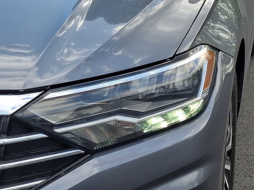 Thumbnail: 2021 Volkswagen Jetta - 9