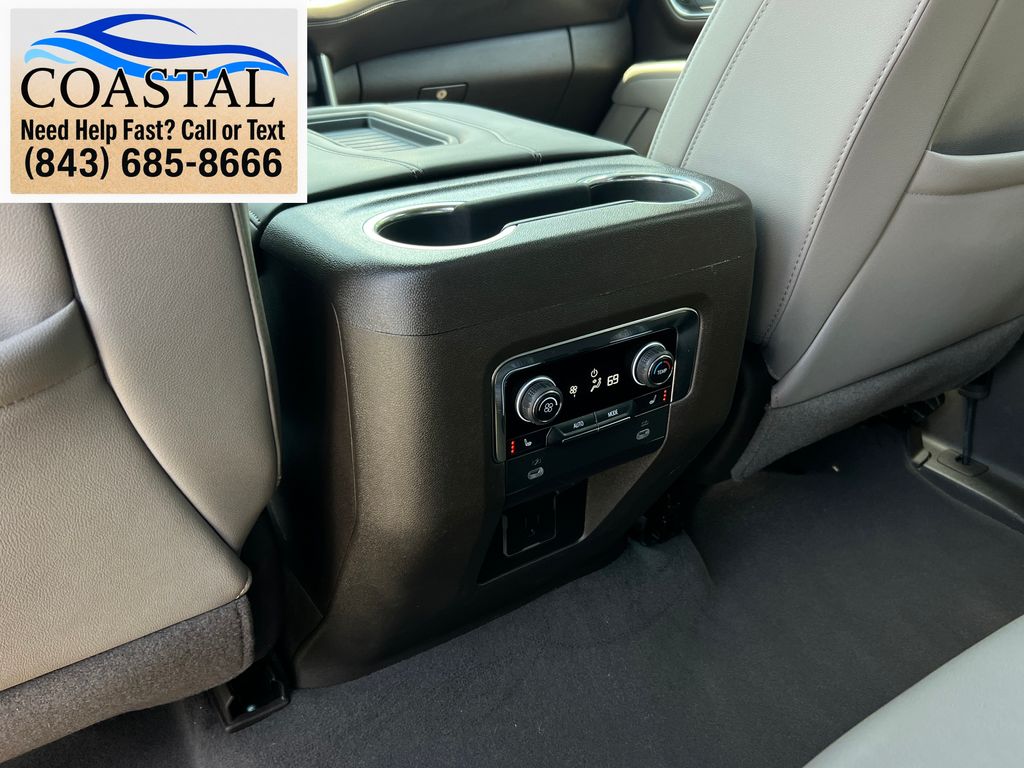 2023 Chevrolet Suburban LT White at Bob King Buick GMC