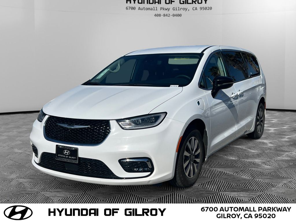 2024 Chrysler Pacifica Hybrid Select FWD