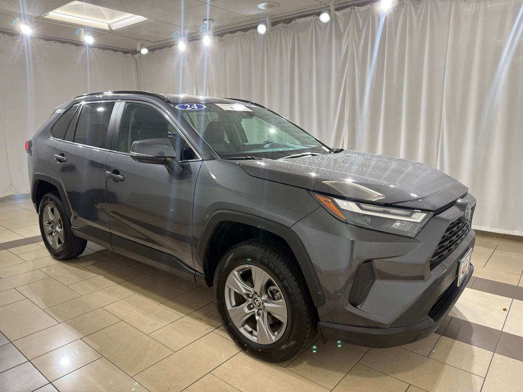 Thumbnail: 2024 Toyota RAV4 - 8