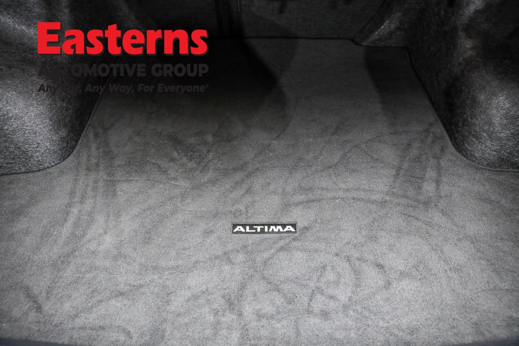 Used 2023 Gray Nissan 2.5 SL image 9