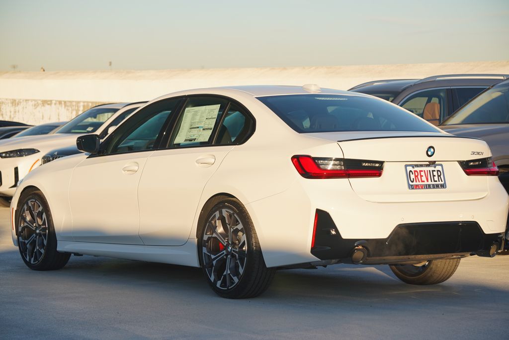 Thumbnail: 2026 BMW 3 Series - 7