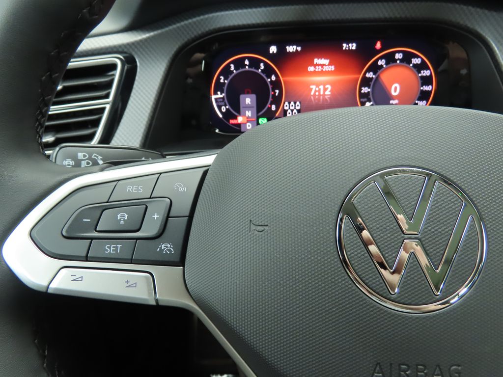 Thumbnail: 2026 Volkswagen Atlas - 12