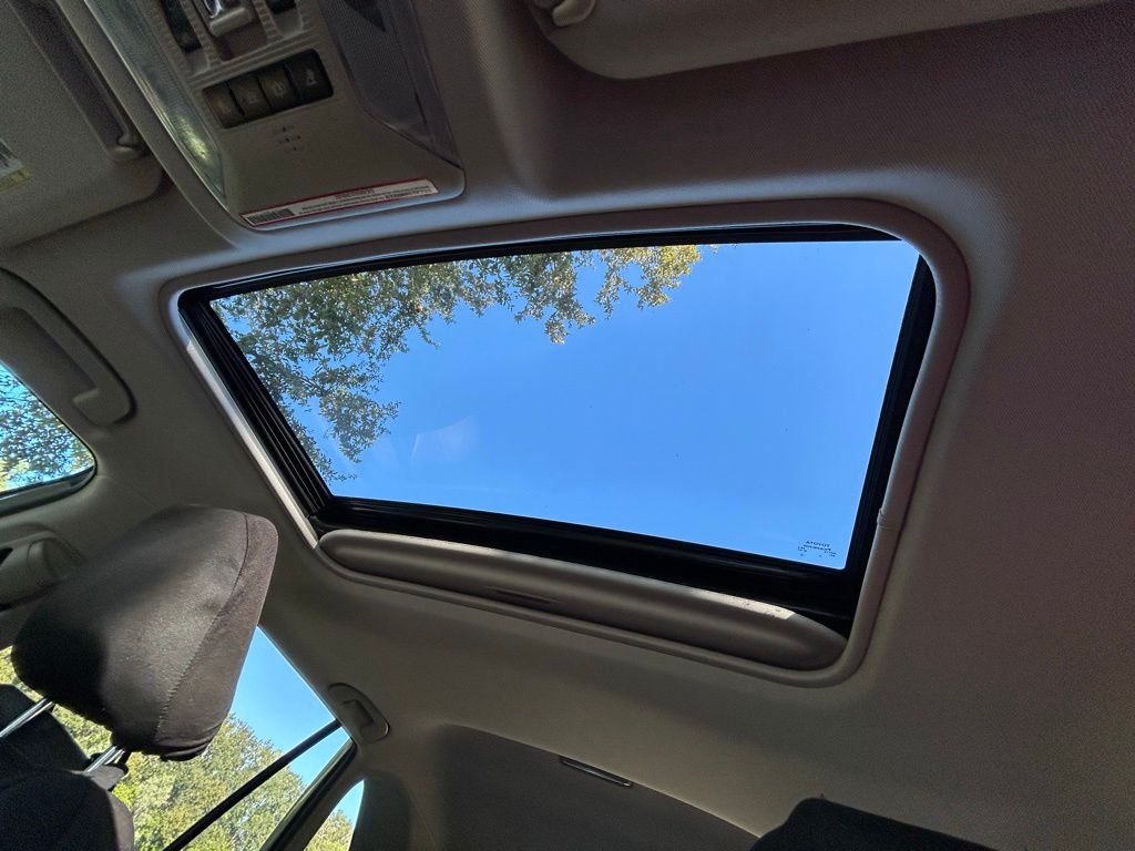 Thumbnail: 2019 Toyota RAV4 - 29