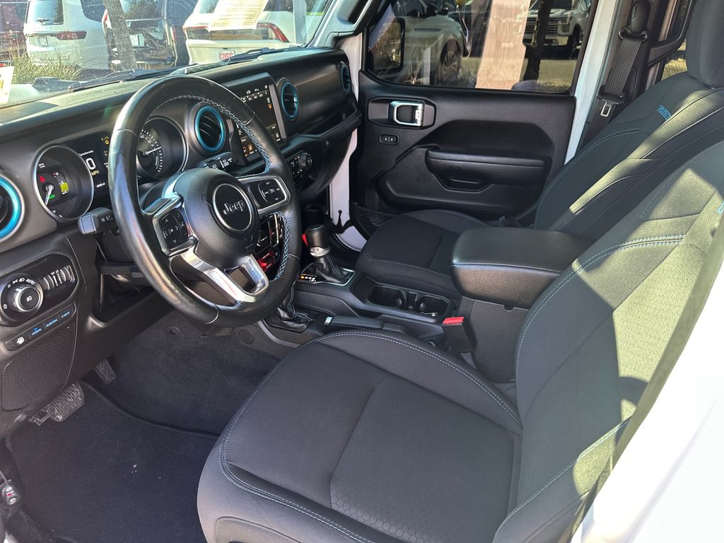 Used Car 2022 Jeep Wrangler  Unlimited Rubicon 4xe For Sale Under $35,000 In Austin, Texas