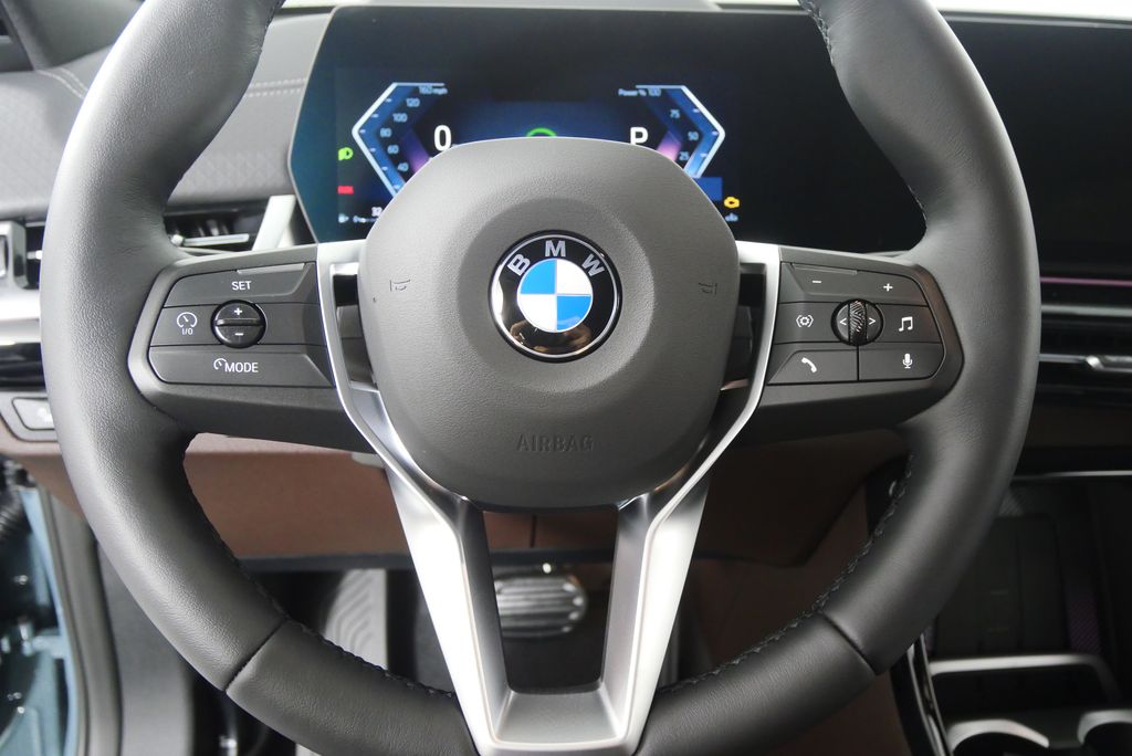 2025 BMW X2 xDrive28i 18