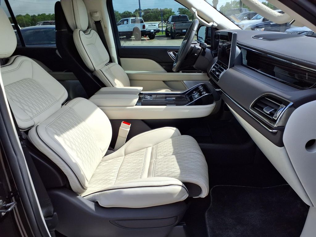 2024 Lincoln Navigator Black Label Black at Cook Ford