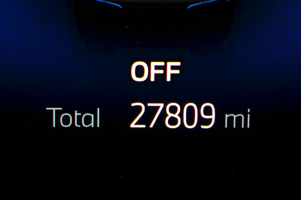 Thumbnail: 2024 BMW i4 - 29