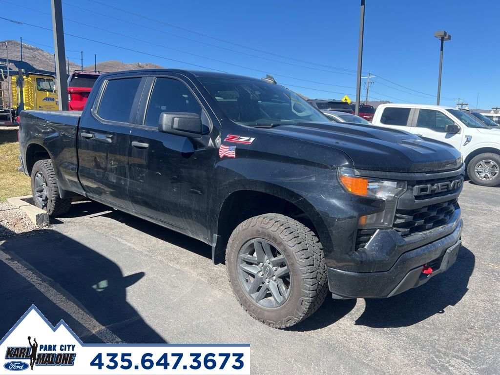 2023 Chevrolet Silverado 1500 Custom Trail Boss Crew Cab 4WD