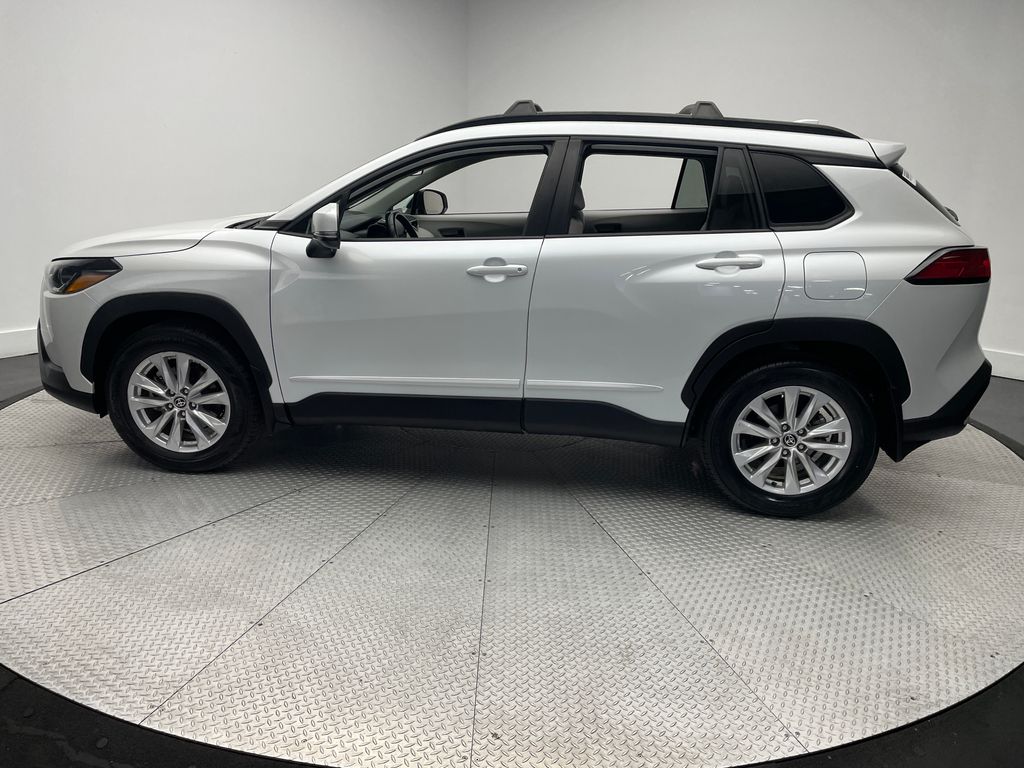 Thumbnail: 2022 Toyota Corolla Cross - 8