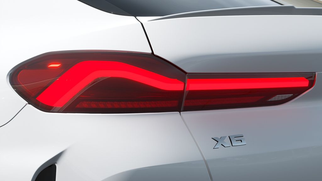 Thumbnail: 2027 BMW X6 - 31