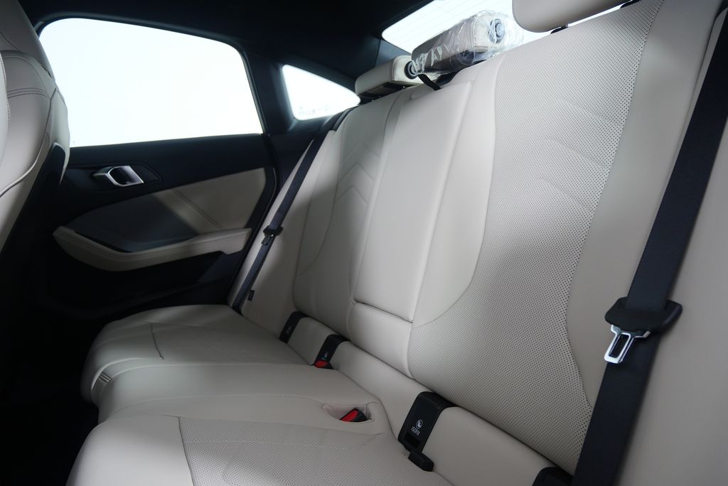 Thumbnail: 2026 BMW 2 Series - 16