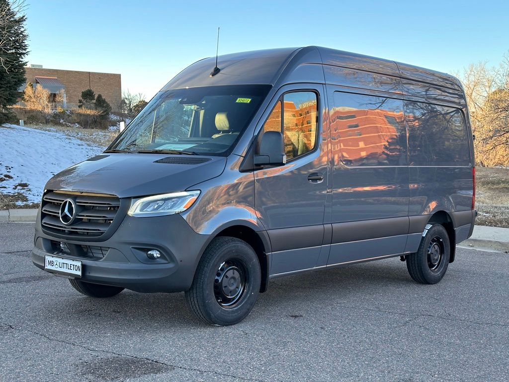 2024 Mercedes-Benz Sprinter 2500 Cargo 144 WB 4