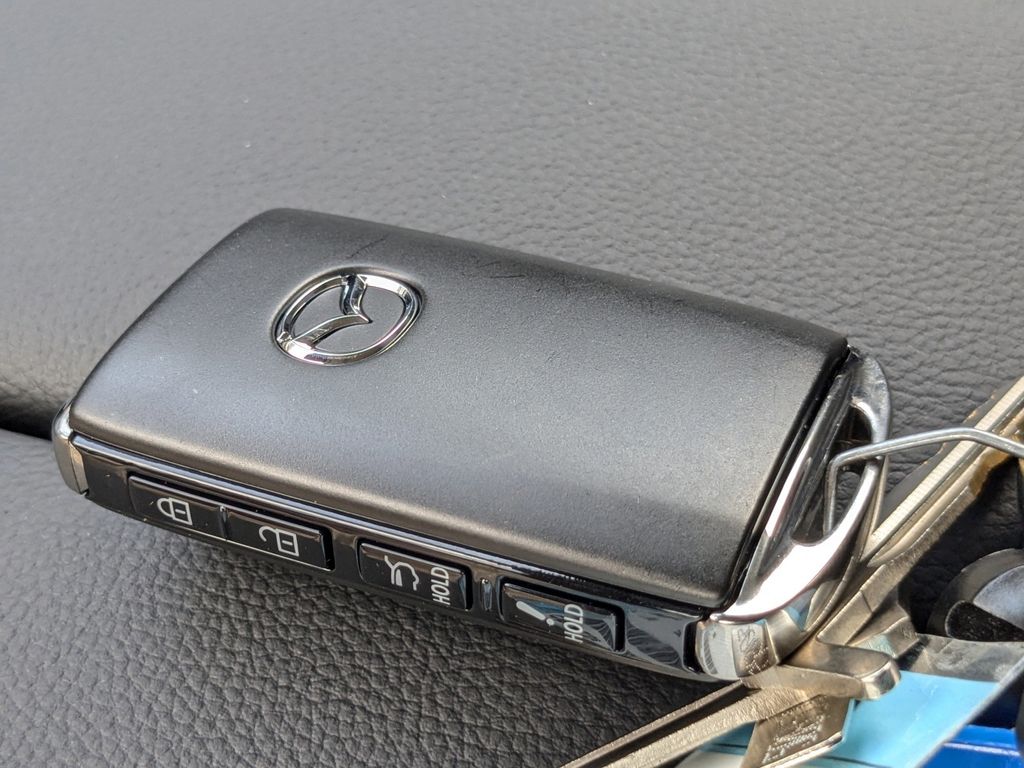 2025 Mazda CX-50 2.5 S Preferred Package