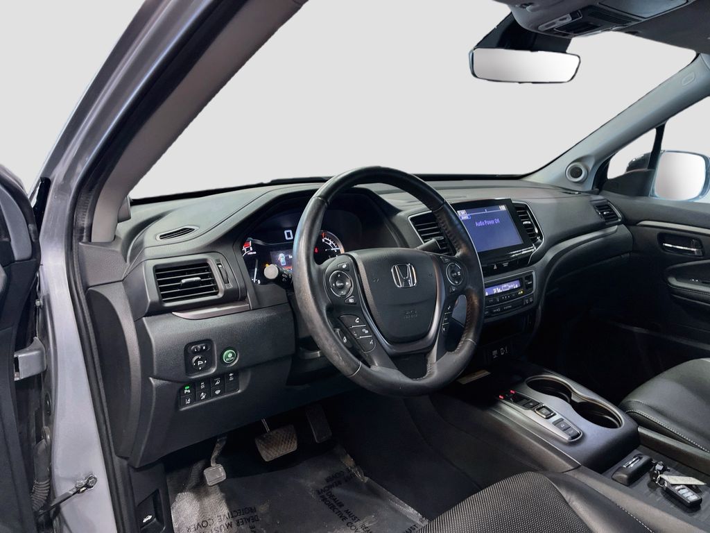 Used 2023 Silver Honda RTL-E image 9