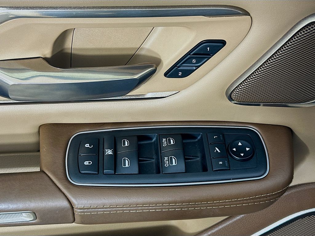 2019 RAM 1500 laramie Longhorn 17