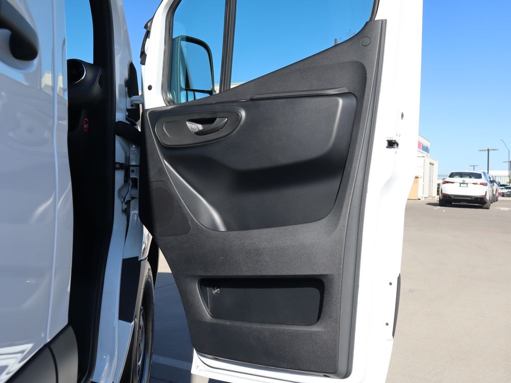 2024 Mercedes-Benz Sprinter 2500 24