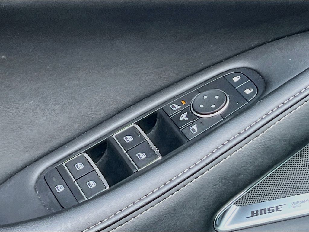 Used 2025 Gray INFINITI LUXE image 18