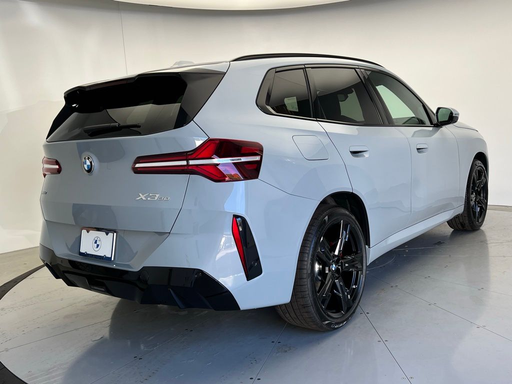 Thumbnail: 2026 BMW X3 - 3